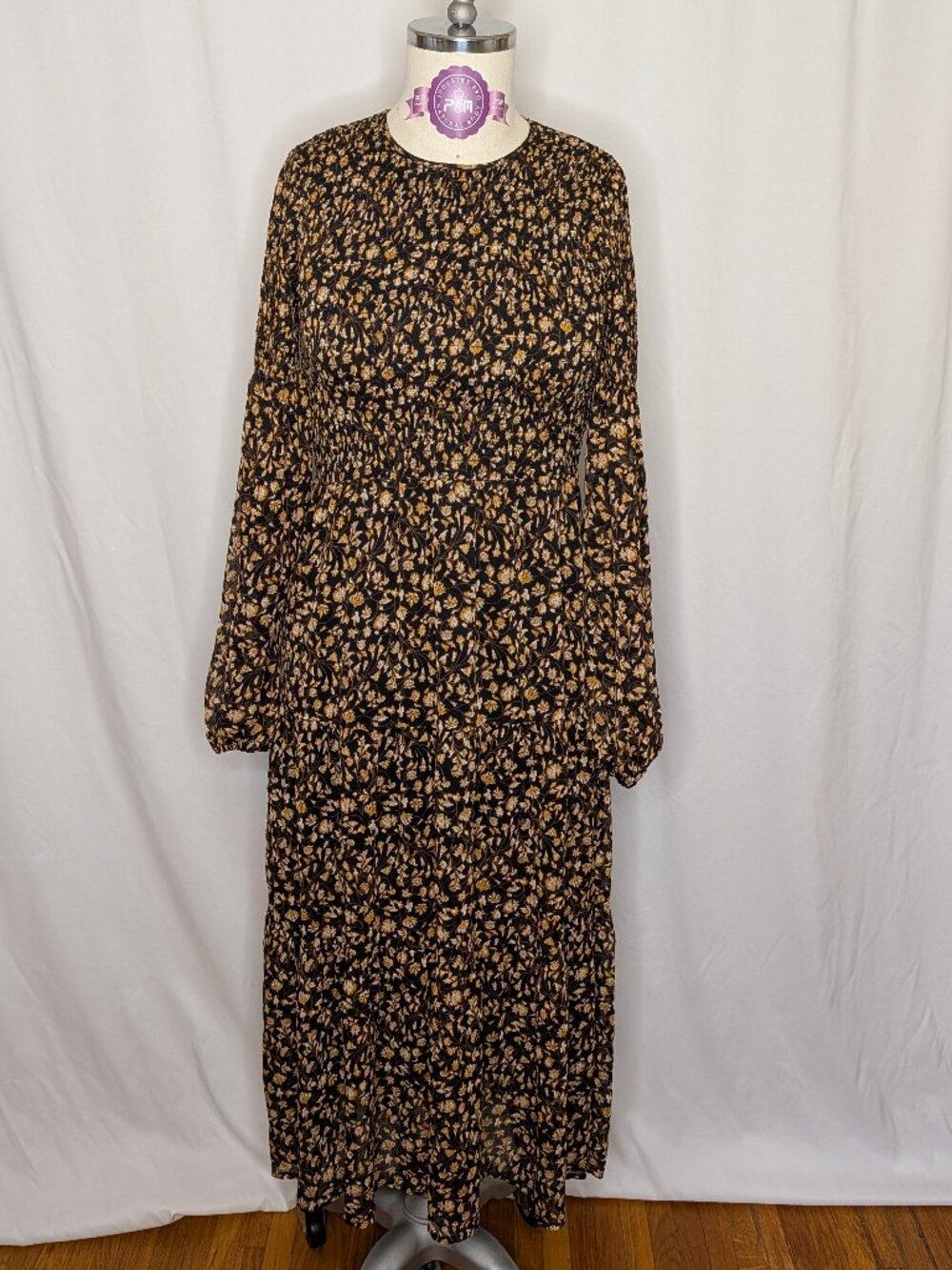 MINKPINK Yasamin Tiered Midi Maxi Dress Black Gold Floral Size 4
